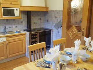 Große gemütliche Küche