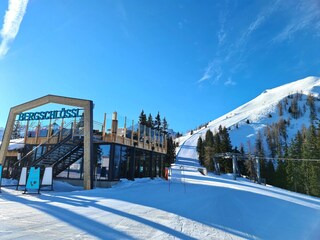 Das Bergschlössl am Höfi Express