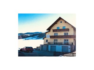 3A78E4AA-2235-45BF-9A03-DFBE9ED7909D