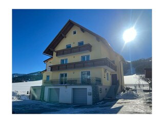 3D379421-ECDB-458F-8564-6947BFA5711F