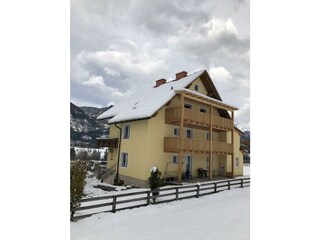 9D0DDFA8-E396-4126-B4D7-B0542B45E00B