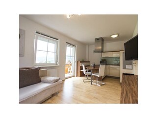 Haus Gloria_Top 6_Wohnraum®lucaspripfl