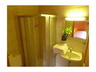 Badezimmer Apartment Hohe Wildstelle