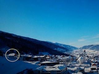 App. Ingrid/Haus am Skiweg - im Ort Haus