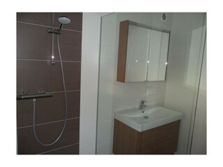 großes Badezimmer