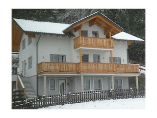 App. Alpenglück - Hausfoto Winter