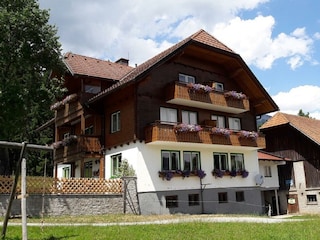 Forsterhof - Hausfoto Sommer