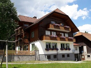 Forsterhof - Hausfoto Sommer