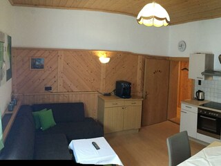 C4F153DE-F9EF-4BF9-BA1C-C9F9702DB461