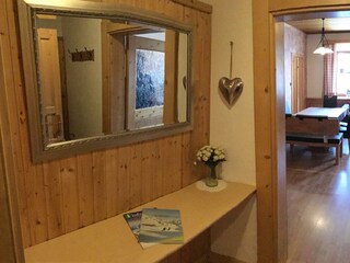 C8FB1A6B-9D4D-45D4-85C8-8834E403773F