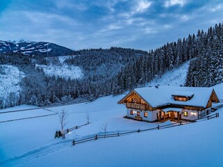 Finde das Winterglück im Luxuschalet Linharterhof