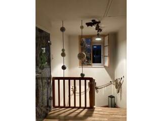 Ferienhaus Gruber: 1Stock Vorab mit Stiegenfenster