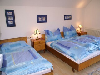 Dreibettzimmer