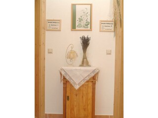 Arnoldhof in Aich_Stiegenhaus - Deko