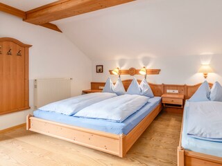 Appartement Stoderzinken: Dreibettzimmer