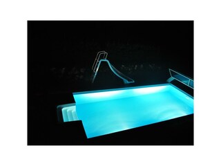 Appartements zur Gräfin_Aich_Swimmingpool Nacht
