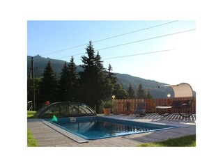 Haus Taxegger - Außenpool zum Abkühlen