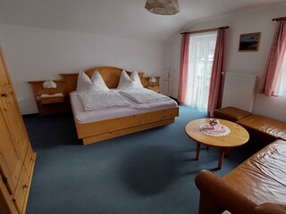 Gästehaus Passrucker - Fewo A - Zimmer 1