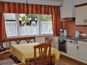 Apartment App./2 SZ+Wohnschlafz./Bad, WC, 1+3+8