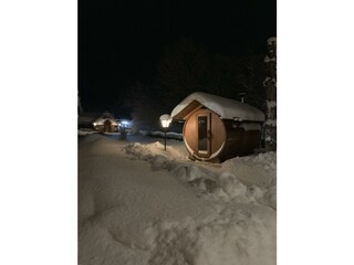 Saunafass im Winter