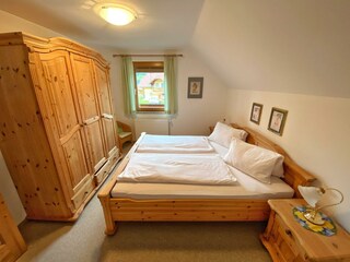 Schlafzimmer 2 mit eigenem Bad