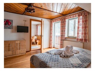 web_familienzimmer_sitzecke