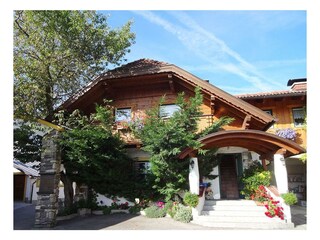 web_aussenansicht_ost_sommer