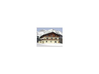 Haus Alpina im Winter