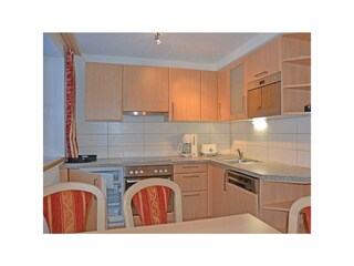 Vollasugestattete Küche