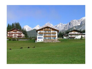 Aparthotel Sunrise mit Dachstein