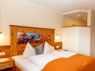 Zimmer_22m_02