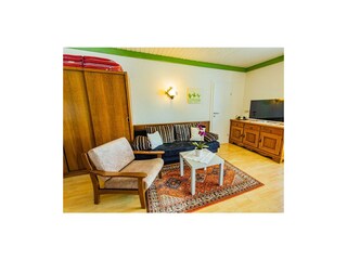 943a1f22085704de10d44c951968895f