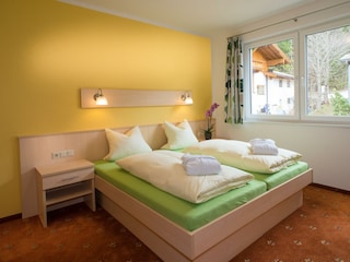 Schlafzimmer 2