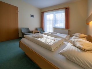 Tischlberger_Zimmer2022_WEB-0458