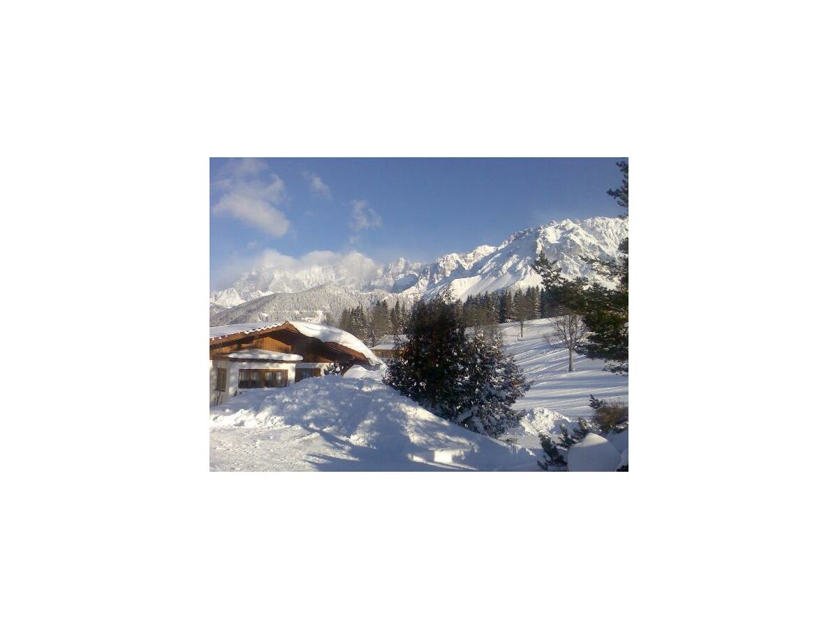 Blick vom Bauernhaus zur FEWO