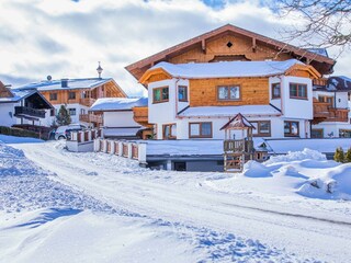Landhäuser Kirchgasser Winter