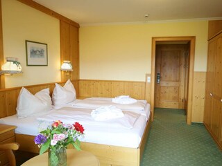 Doppelzimmer Typ B 4