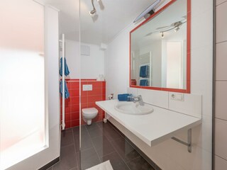 badezimmer2 seitlich ferienwohnung ahorn ramsau am