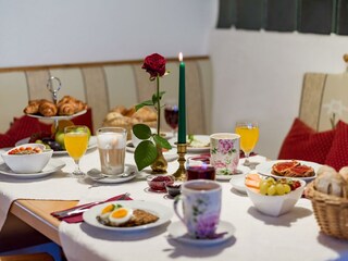 Frühstück Gartenhotel Rosenhof klein