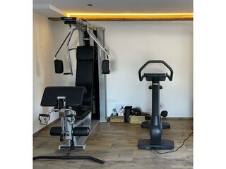 Fitnessgeräte - Gym Aktivurlaub in den Alpen
