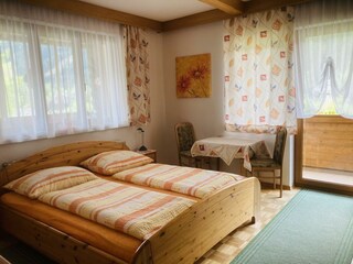 813D7495-C4B7-41DD-891D-3B65AAE8A6A5