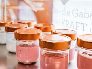Beim Frühstück gibt es hochwertige Naturprodukte