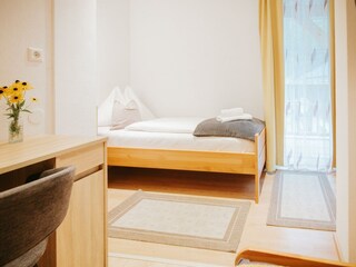 Einzelzimmer (5)