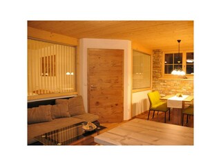 App. Sunnseitn - Wohnraum1