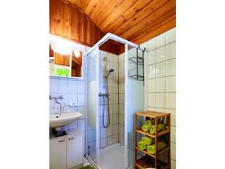Almhütte Auszeit Dusche und WC