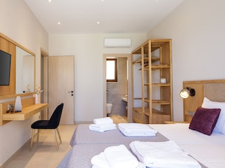 Schlafzimmer mit en suite Badezimmer