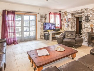 Untere Lounge, Klimaanlage, WiFi OK.