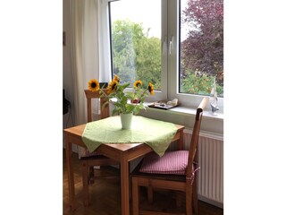 Essplatz im Wohnzimmer
