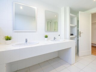 Villa Arenal Features 35