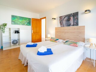 Villa Son Bieló Features 26